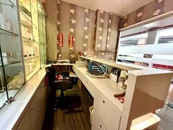 Hong Lim Complex (D1), Retail #547603321